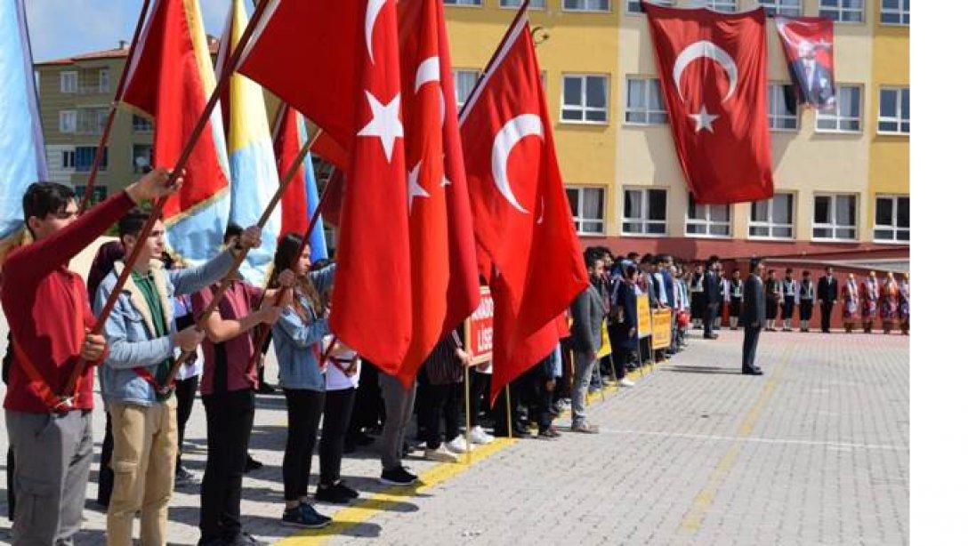 19 Mayıs Atatürk'ü Anma Gençlik ve Spor Bayramının 100. Yılı İlçemizde Coşkuyla Kutlandı.
